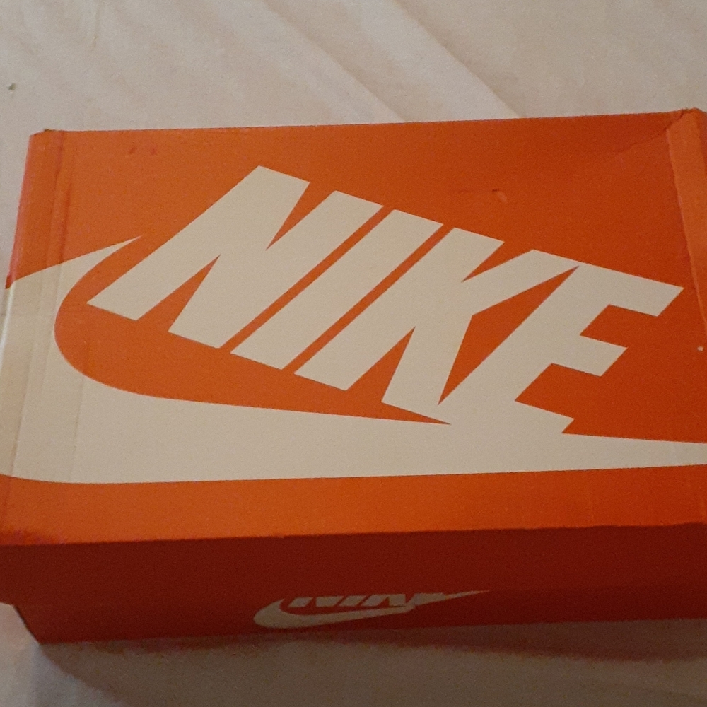 Girls Gradeschool Nike Vandals